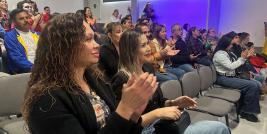 Estudiantes, familiares y docentes de la Secundaria Federal No. 11 se integraron en una jornada de convivencia comunitaria a través del proyecto artístico y pedagógico denominado “Érase una vez en la tierra de la imaginación”.
