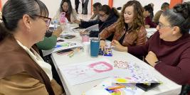 Con el propósito de promover el bienestar integral de la comunidad escolar, Servicios Educativos del Estado de Chihuahua (SEECH), a través de la Dirección de Primarias y el Departamento de Proyectos Académicos, implementó el taller “Educadores que cuidan y se cuidan”.