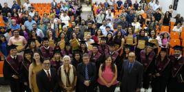 Un total de 17 alumnas y alumnos del Centro de Investigación y Docencia (CID) en Ciudad Juárez, culminaron sus estudios de posgrado de la Generación XXXVI de la Maestría en Educación.