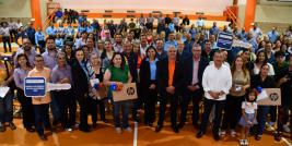 La Secretaría de Educación y Deporte, a través de Servicios Educativos del Estado de Chihuahua (SEECH), en coordinación con la Sección 8 del Sindicato Nacional de Trabajadores de la Educación (SNTE), entregó al personal educativo los premios del Sorteo Conmemorativo del Día del Magisterio 2025.