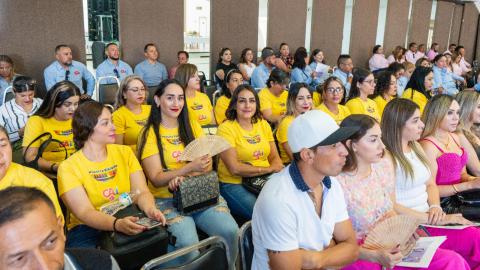 Reúne a especialistas, académicos y autoridades con el fin de fortalecer las prácticas educativas para la primera infancia