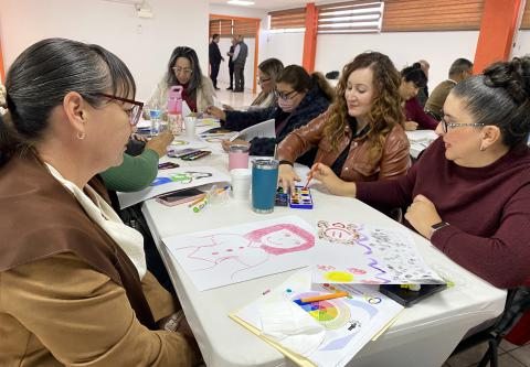 Con el propósito de promover el bienestar integral de la comunidad escolar, Servicios Educativos del Estado de Chihuahua (SEECH), a través de la Dirección de Primarias y el Departamento de Proyectos Académicos, implementó el taller “Educadores que cuidan y se cuidan”.
