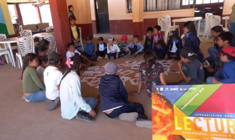 Con la finalidad de reforzar los aprendizajes básicos de escritura y matemáticas, Servicios Educativos del Estado de Chihuahua (SEECH) en colaboración con el Fondo de las Naciones Unidas para la Infancia (Unicef), trabajaron en los Campamentos de Medición Independiente del Aprendizaje (MIA) durante el ciclo 2024-2025, beneficiando a 9 mil 338 estudiantes de Primaria.
