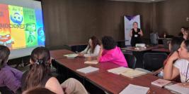 Más de 75 profesionales de Educación Especial se dieron cita en el Primer Encuentro de Centros de Atención Múltiple (CAM) 2026, que convocó a personal docente y de apoyo de los municipios de Delicias, Camargo, Saucillo y Ojinaga.