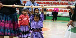 Para conmemorar el Día del Profesor de Educación Física, Servicios Educativos del Estado de Chihuahua (Seech) realizó un circuito de ejercicios en el que se integraron especialistas del área, alumnado, así como padres, madres y tutores de la Zona 12.